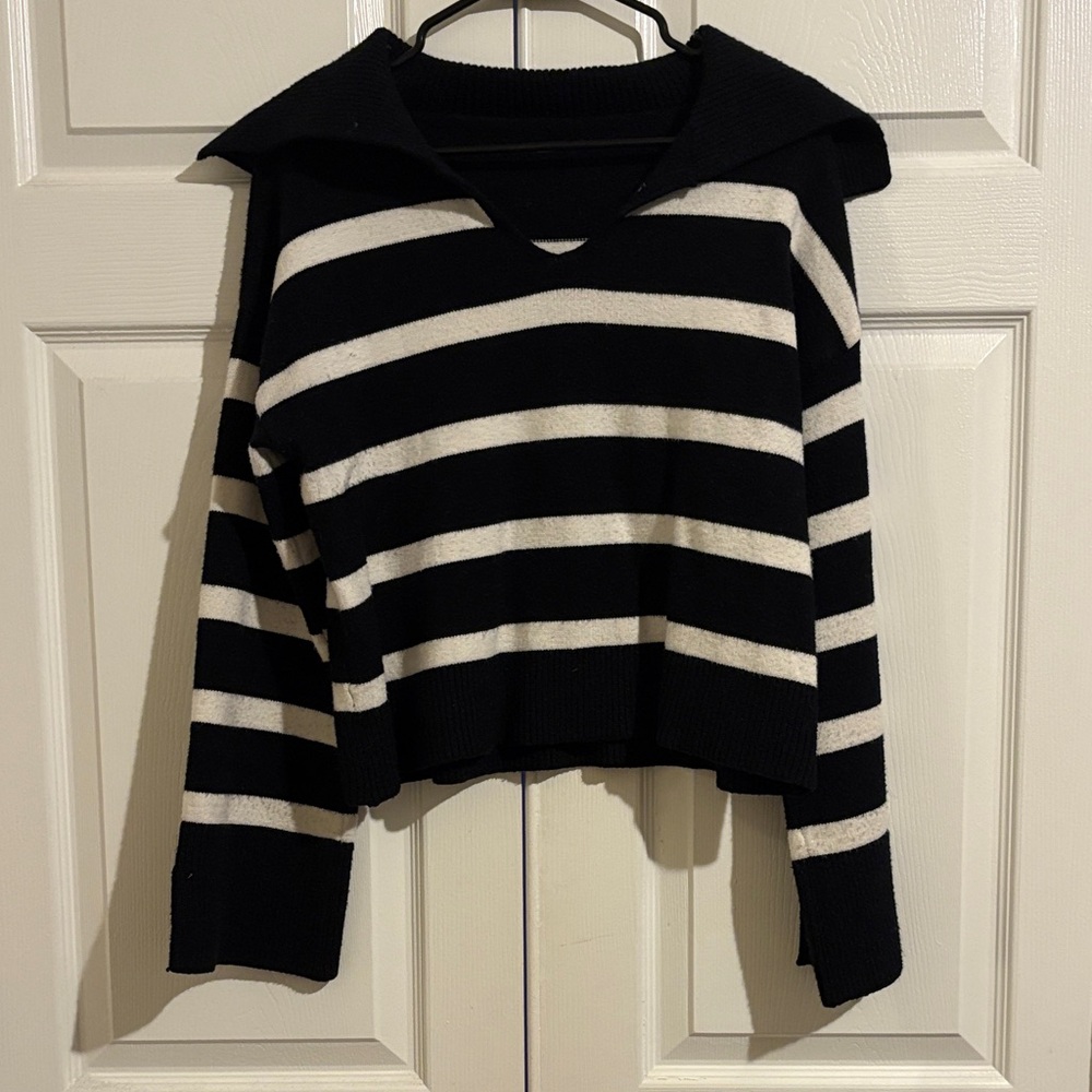 Black and White Striped Women's Sweater
